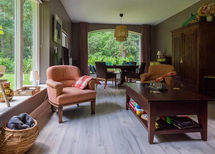 Het Witte Boshuis Semesterbostad