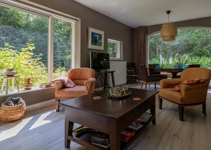 Het Witte Boshuis Σπίτι διακοπών